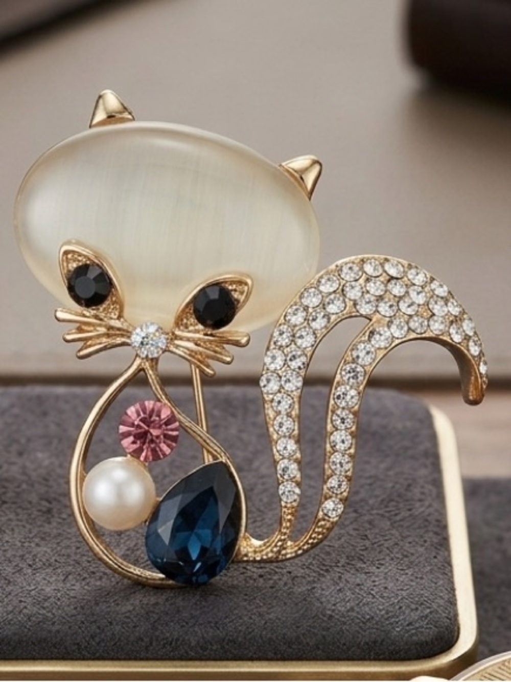 New Cat Brooch - Rose, Sapphire & Pearl - Gold Tone